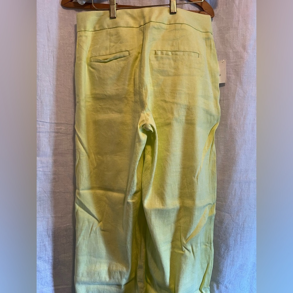 Anne Klein Green Chinos Effortless Style - Picture 8 of 10